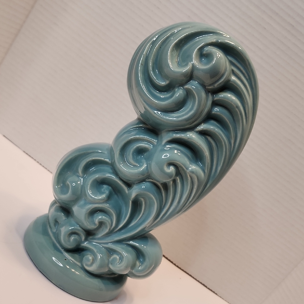 HAEGER USA Vase Pottery Plumed Ostrich. Retro Vintage COLLECTIBLE AQUA